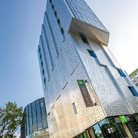 Ibis Styles Meteor Avenue D'italie