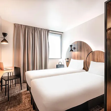 Ibis Styles Meteor Avenue D'italie Hotel 3*