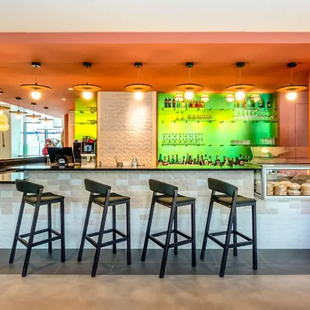 Ibis Styles Meteor Avenue D'italie Hotel 3*