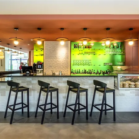 Ibis Styles Meteor Avenue D'italie