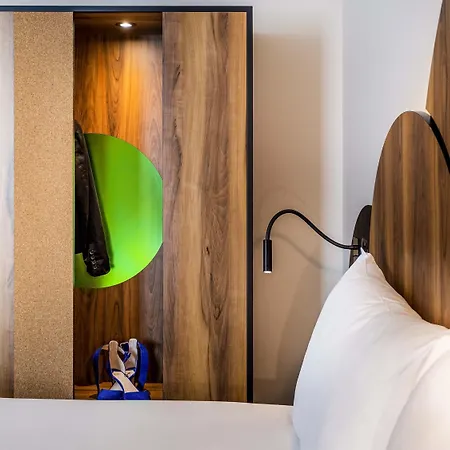 Ibis Styles Meteor Avenue D'italie Paris
