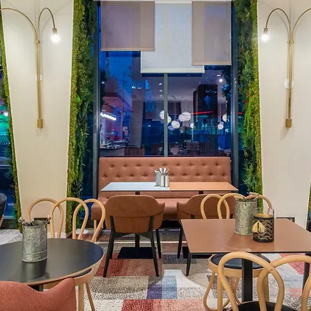 Ibis Styles Meteor Avenue D'italie 3* Parijs